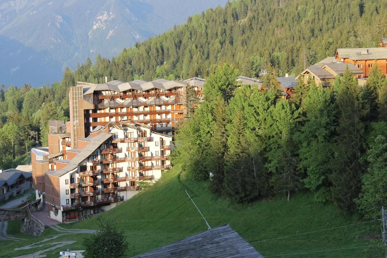 Residence Grand Bois B415 Cles Blanches ile iletişim